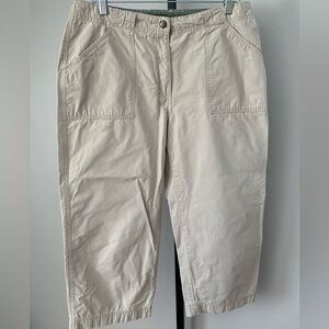 St. John’s Bay Khaki Capri’s